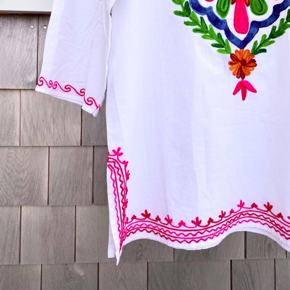 NWOT Asha Tunic W/Brightly Colored Embroidery - Picture 6 of 10